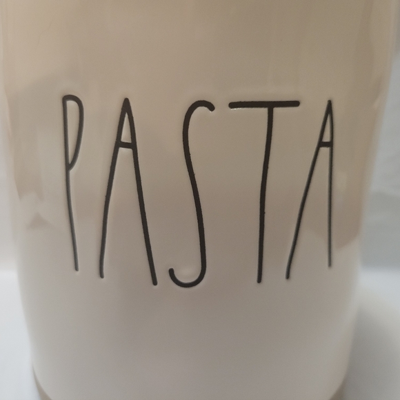 Rae Dunn PASTA Ceramic Container with Tan Base NWOT - Picture 3 of 5